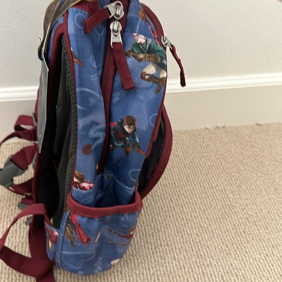 NWT Harry Potter Quidditch x Pottery Barn Kids Small Backpack - Picture 10 of 12